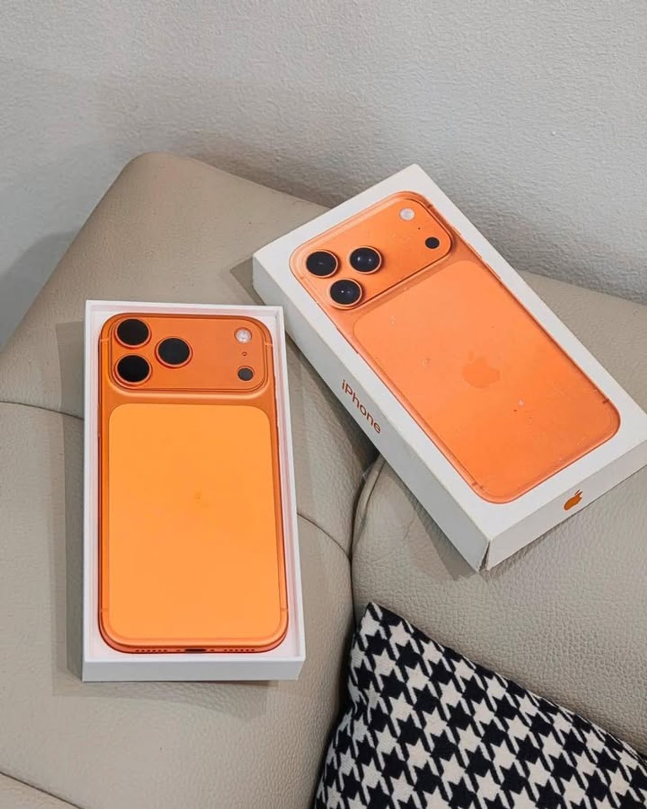 🍎 𝗶𝗣𝗵𝗼𝗻𝗲 𝟭𝟳 𝗣𝗿𝗼 𝗠𝗮𝘅 256GB – Cam & Trắng | Chính hãng Việt Nam New Seal 🔥